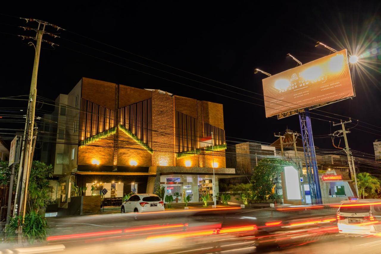 Berry Biz Hotel Sunset Road سمينياك المظهر الخارجي الصورة