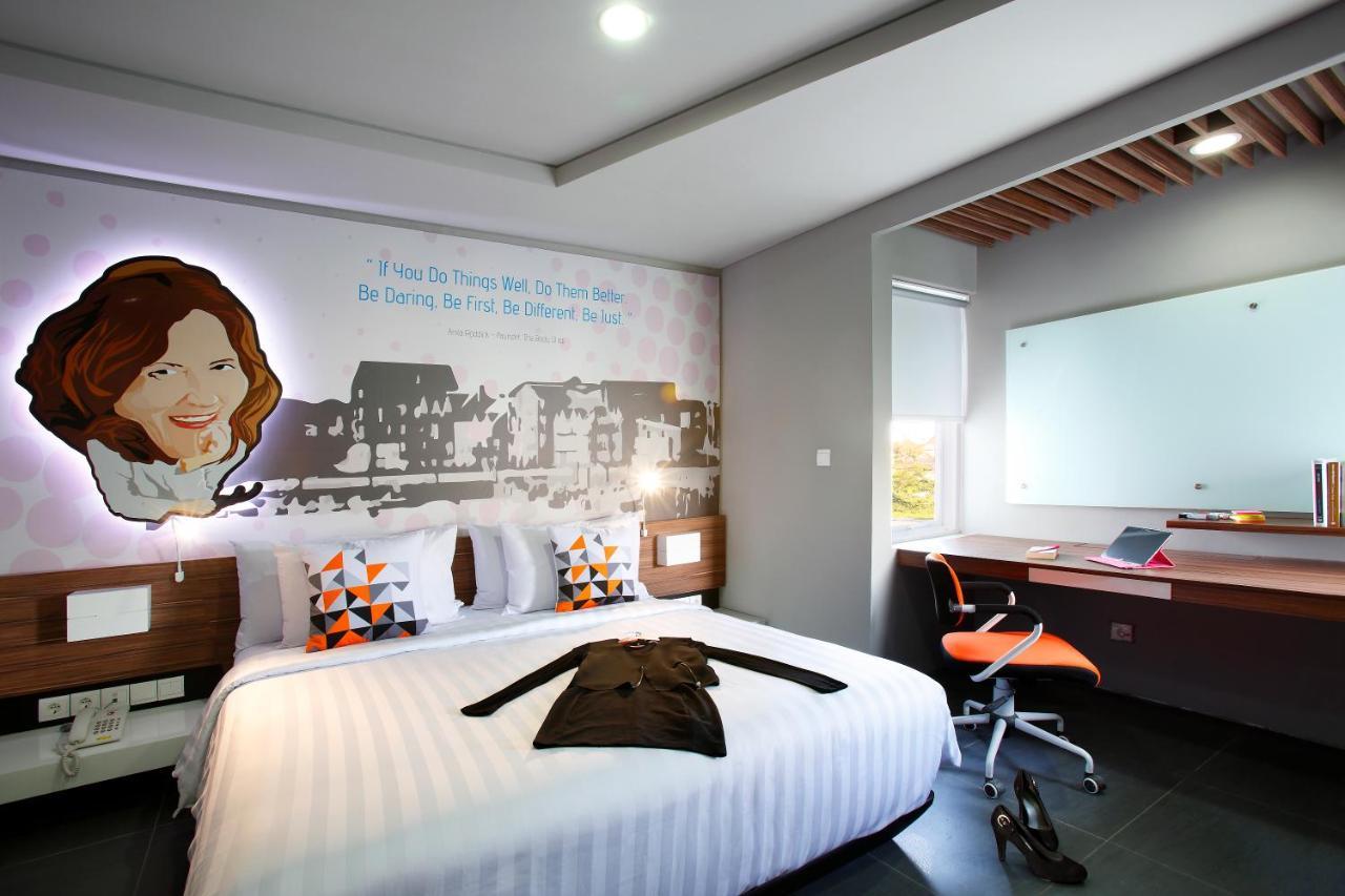 Berry Biz Hotel Sunset Road سمينياك المظهر الخارجي الصورة